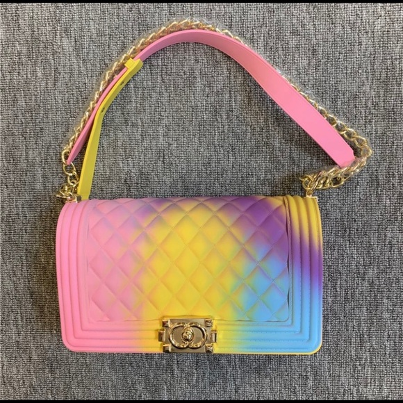 Purses - Picture 6 of 8